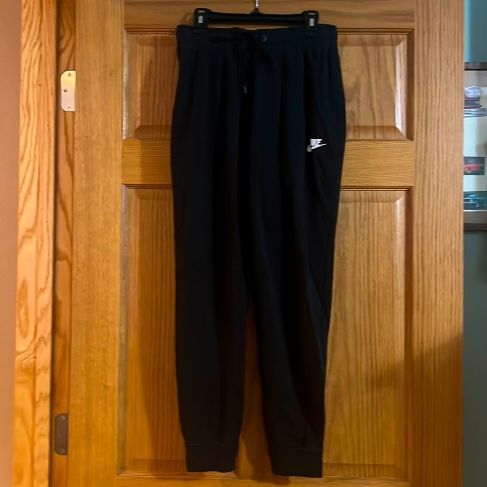 NIKE women’s black joggers size S